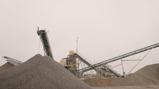 Milijoninis verslas po žeme - karjerų veikla. Kiek € gausime pensijoje?
